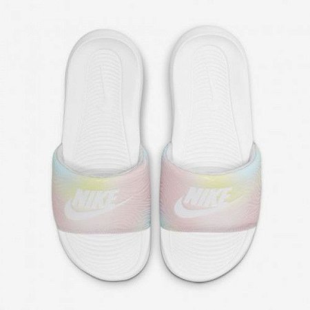 chinelo nike victori