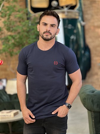 camiseta preta emporio armani