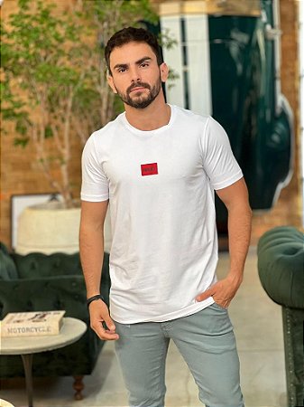 Camiseta Hugo Boss Basic Branca Logo Vermelho - Zé Mineiro | Moda Masculina