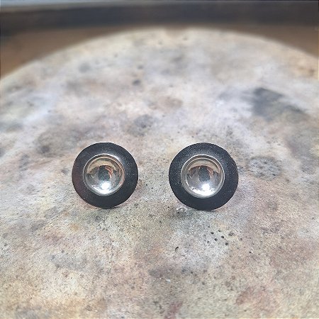Brinco Claro/Escuro