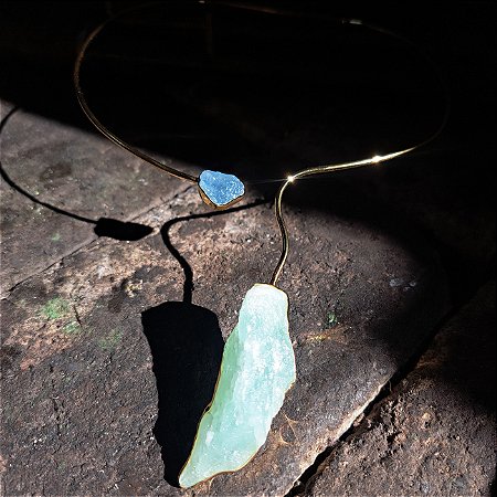 Gargantilha Sinuosa  água marinha