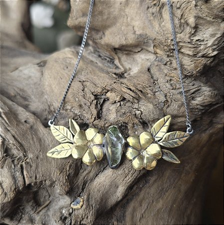 Colar Ventus Quartzo Titanium