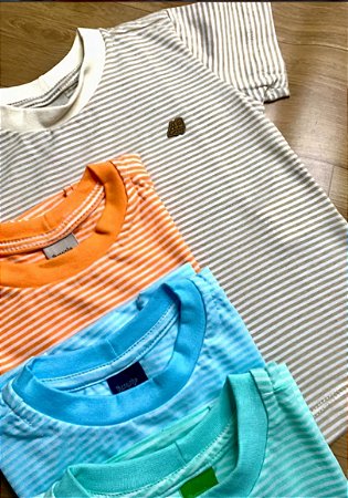 Camiseta gola careca listrada