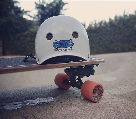 Capacete de proteção para skate branco - Lelo Skateboards
