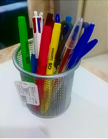 PORTA OBJETOS DE METAL YINS.