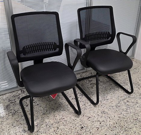 KIT c/ 2 Und. Cadeira UNI All Black Base Fixa - Usadas Seminovas *Impecável*