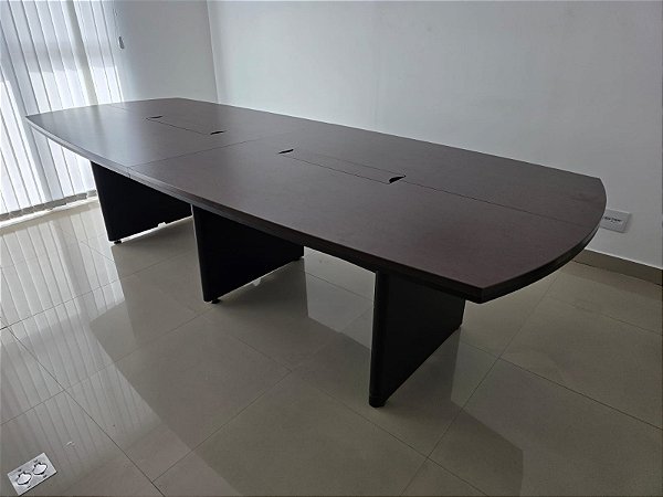 Mesa de Reunião Tampo Duplo 36mm 3,00m x 1,20m c/ Tampa Basculante s/ cx tomadas Pé Painel Duplo