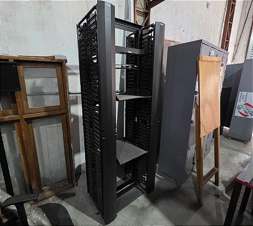 Rack Organizador de Cabos TI Informática