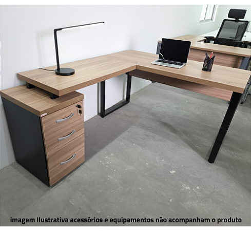 Mesa Gestor c/ Complemento em L Base Gaveteiro 1,50m x 1,74m Pé Quadro em Aço Tampo Encabeçado 40mm *Produto Novo*