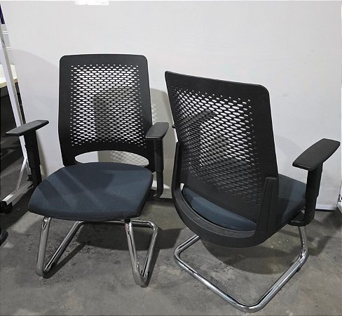 Kit c/ 2 Cadeiras de Escritório Usadas Seminova Wine Diretor c/ Braços Base Fixa