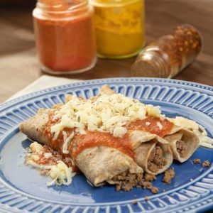 Panqueca Integral de Carne ao Molho Bolonhesa e queijo ralado - LEVE03