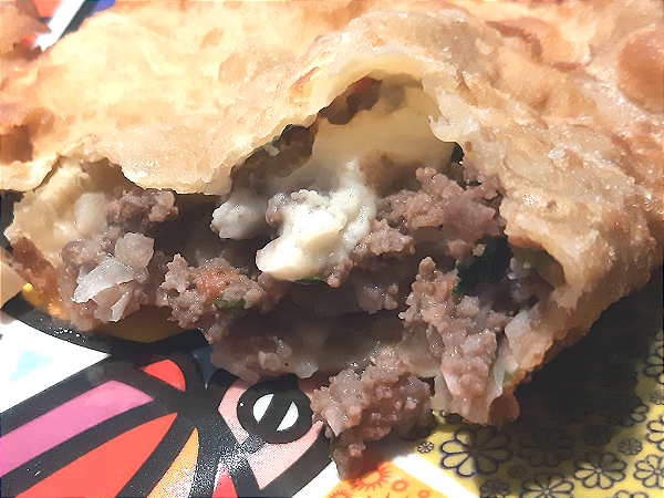 Pastel Carne à Bolonhesa