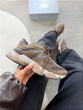 Tênis New Balance 9060 Feminino - Chocolate