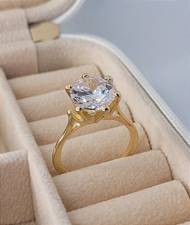 Anel solitário grande