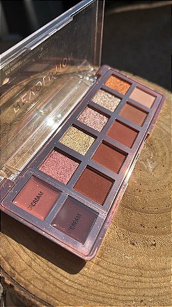 Paleta de sombra Revolution - The True Icon