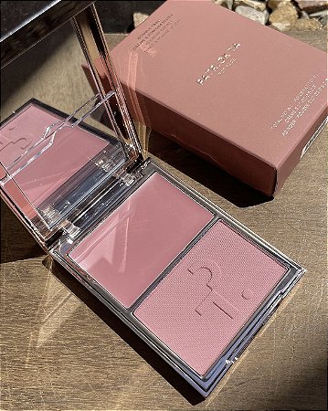 Paleta de Blush Duo - Patrick Ta -Out Of Office