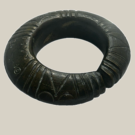 Bracelete Tribal Africano, Protomoeda Bassa – Libéria – África Ocidental, Séc. XX
