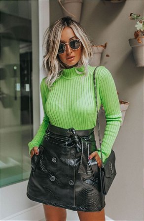 roupa feminina neon