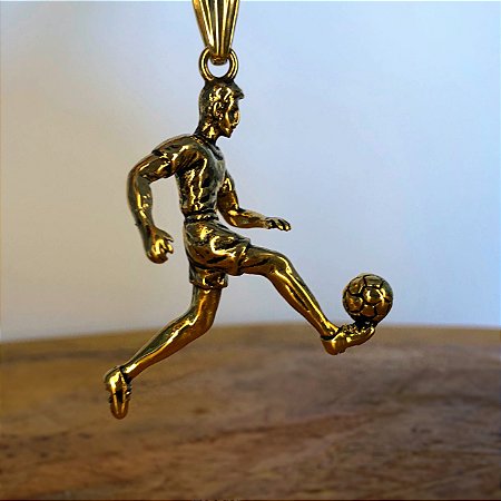 Pingente Jogador Dourado