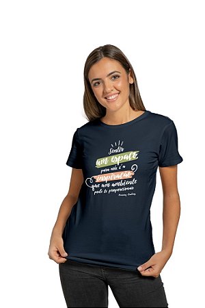 Camiseta Frase ("Sentir..") Feminina Baby Long