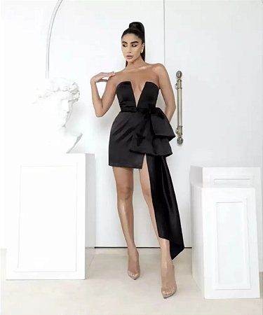 Vestido Curto em Prada Heloíse Preto