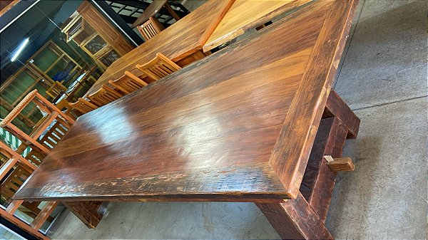 Mesa cavalete 360cm x 117cm
