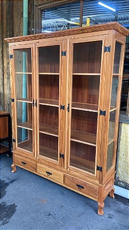 Cristaleira 3 portas