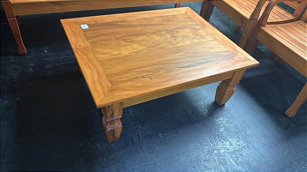 Mesa de centro mineira