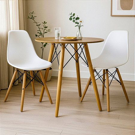 Mesa Redonda Eiffel 70cm Louro Freijó com 2 Cadeiras Eiffel Branca