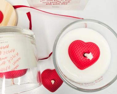 Vela aromática framboesa e pimenta rosa 170G Especial Amor |bemthivi