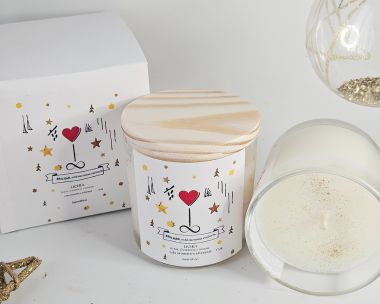 Vela aromática lichia 170G Especial final de ano |bemthivi