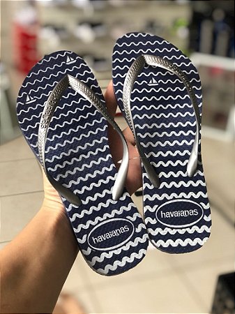 Chinelo Azul Ondas