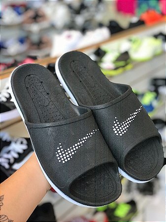 Chinelo Nk Preto