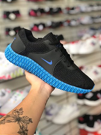 Tênis Nike Comfort Preto e Azul
