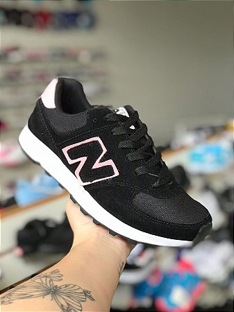 New Balance Preto e Rosa