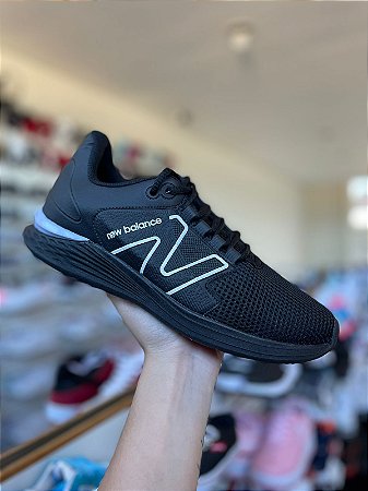 New Balance Preto