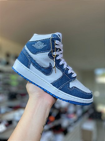 NK Jordan Branco e Jeans