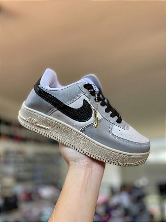 NK Air Force Medalha-Branco/Cinza/Preto