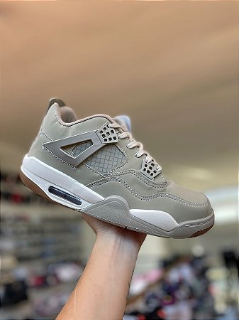 NK Air Jordan Retro 4-Bege