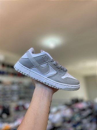 NK Dunk Low Infantil-Cinza e Branco