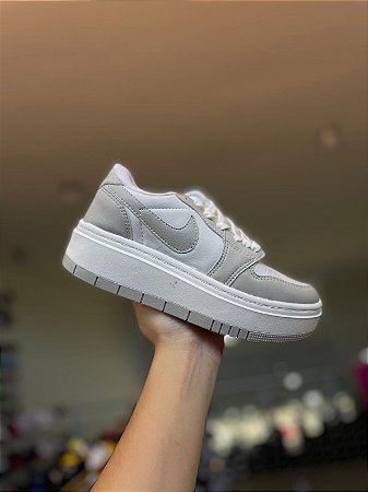 NK Jordan Plataforma Elevate-Cinza e Branco