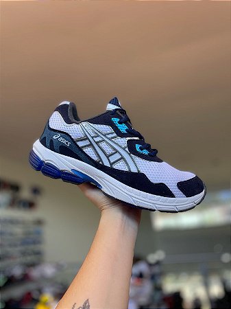 Asics Gel Urban-Branco e Marinho