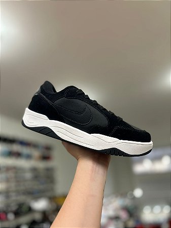 NK Skate Premium- Preto e Branco