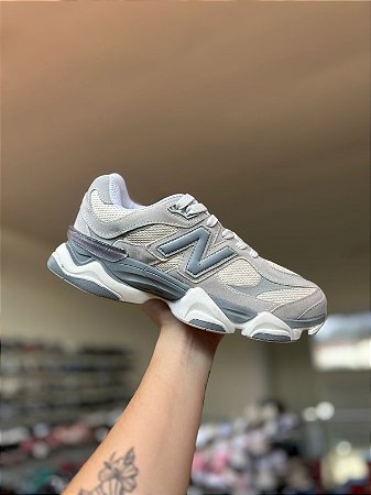 NB 9060 Bege/Cinza Plus