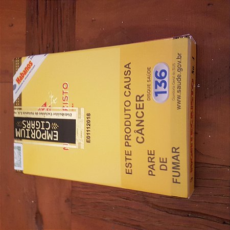 Charuto Montecristo Nº4 - Petaca com 5