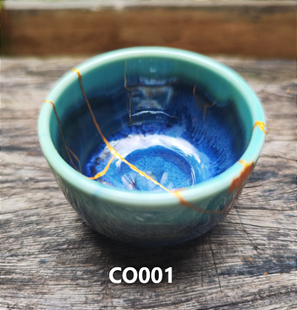 Copo de Ceramica Restaurado Kintsugi (pequeno) Hideko