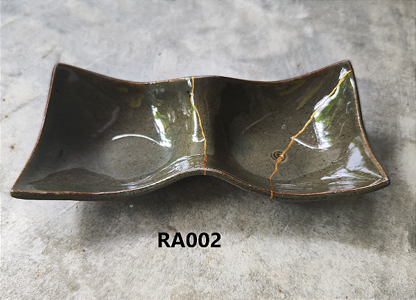 Prato de  Ceramica Duplo (Restaurado) Kintsugi Hideko