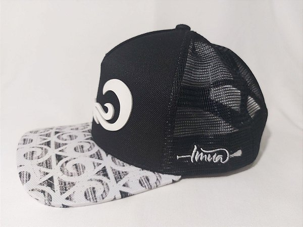 Boné Trucker Koru