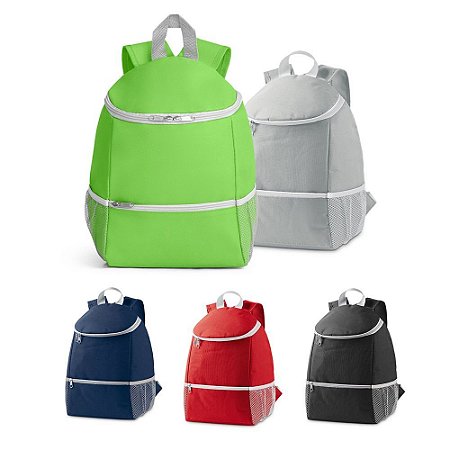 Mochila térmica em 600D com capacidade até 10 L. Inclui um bolso frontal com zíper e dois bolsos laterais em tela