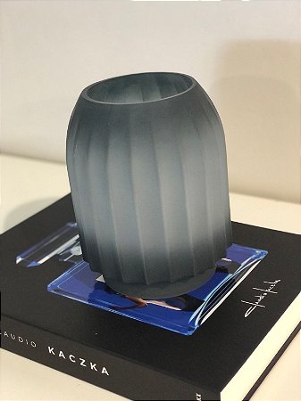 Vaso vidro canelado azul P